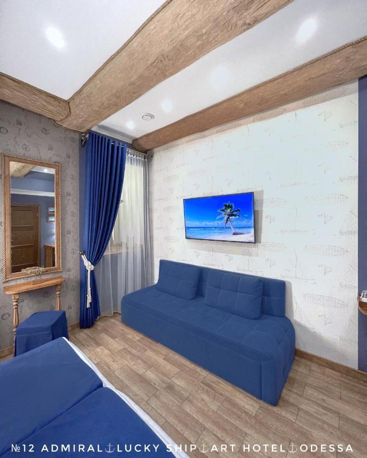 Lucky Ship Art Hotel Odesa Exterior photo